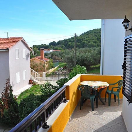Apartments Villa Annika Slatine Εξωτερικό φωτογραφία