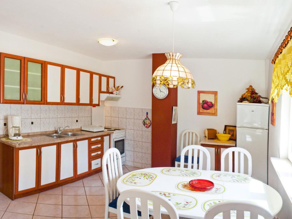 Apartments Villa Annika Slatine Δωμάτιο φωτογραφία