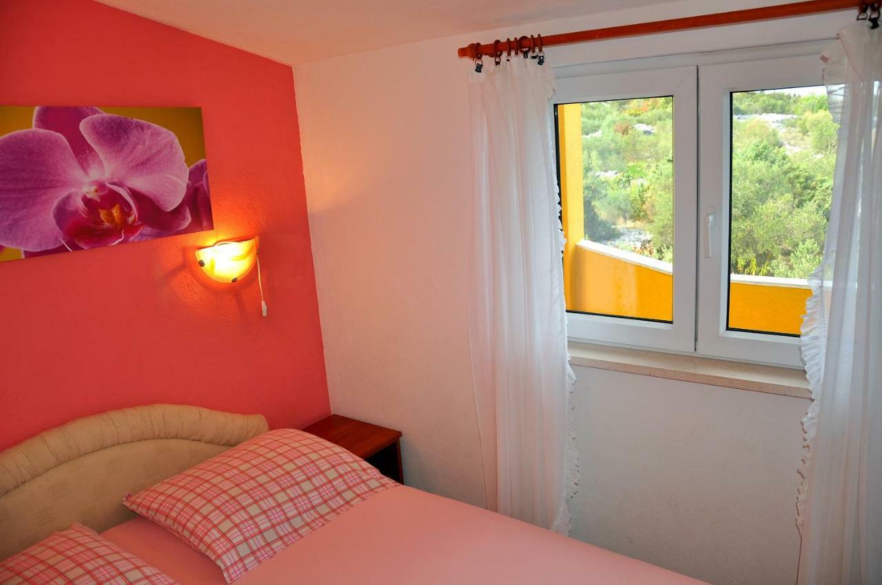 Apartments Villa Annika Slatine Εξωτερικό φωτογραφία