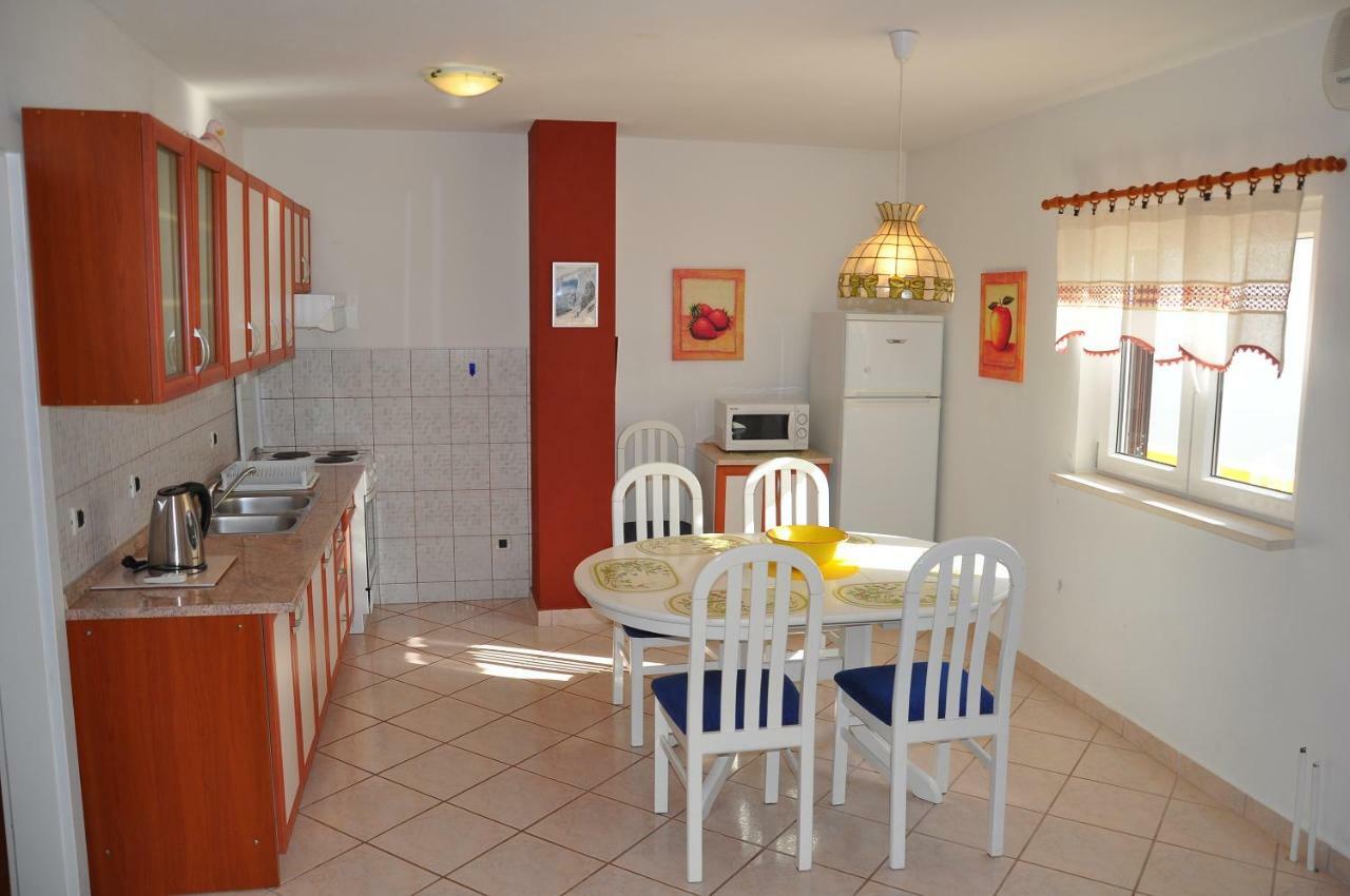 Apartments Villa Annika Slatine Εξωτερικό φωτογραφία
